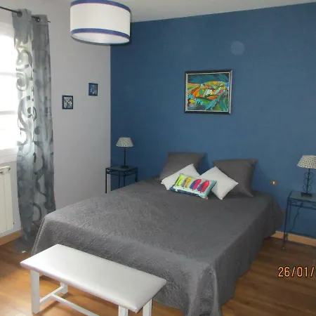 Semesterbostad Grand Rural Salmiech